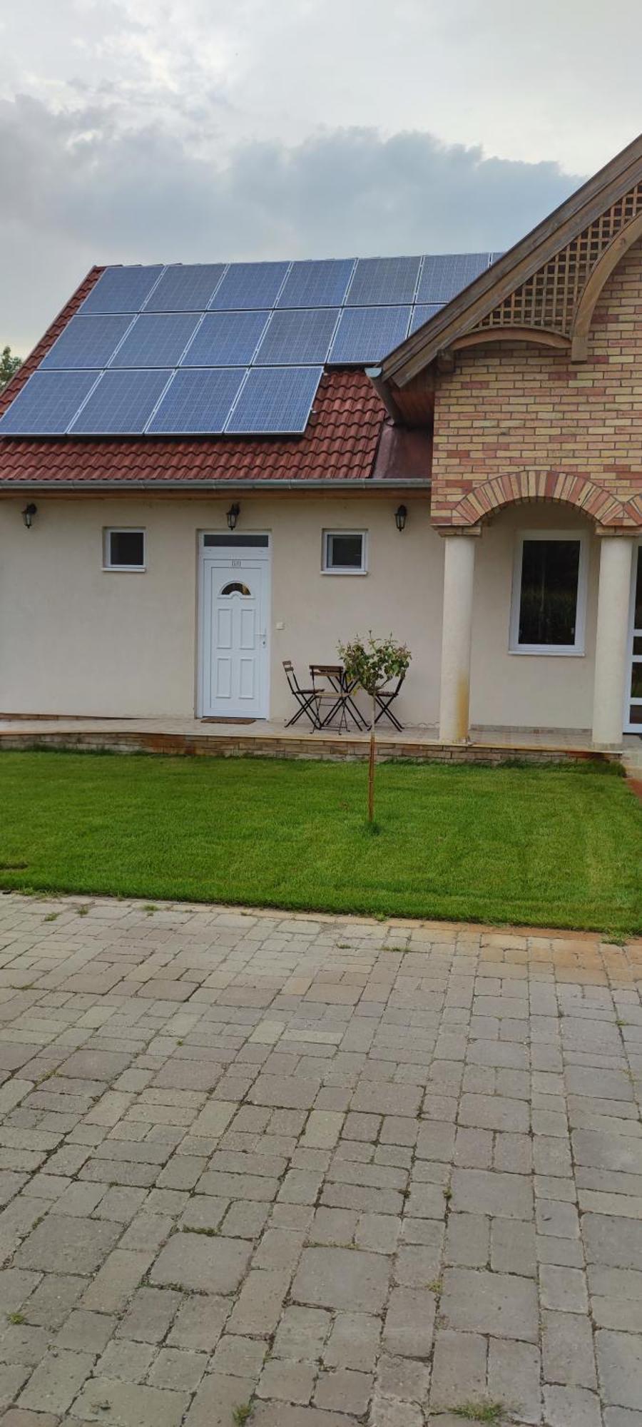 Village Garden Family Guest House Tiszakanyár Pokój zdjęcie