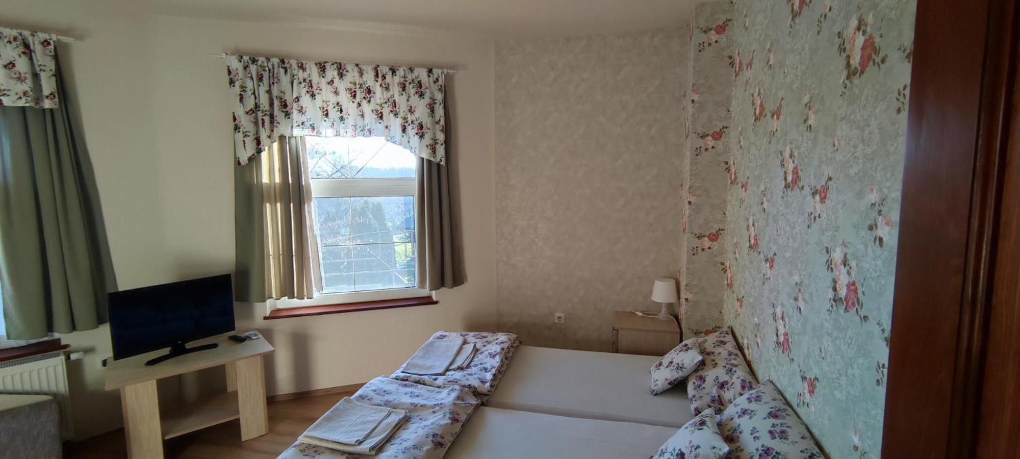 Village Garden Family Guest House Tiszakanyár Zewnętrze zdjęcie