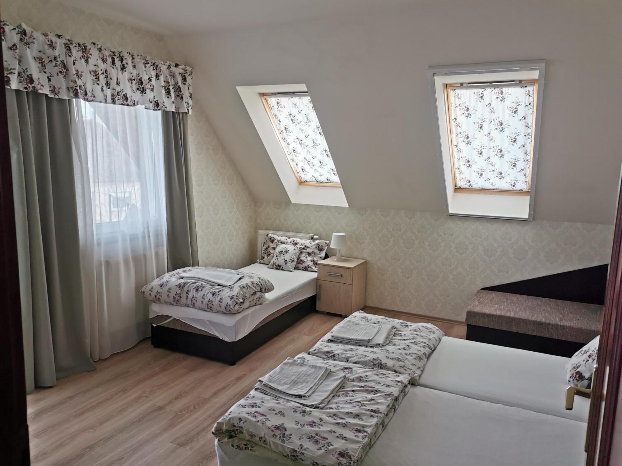 Village Garden Family Guest House Tiszakanyár Zewnętrze zdjęcie